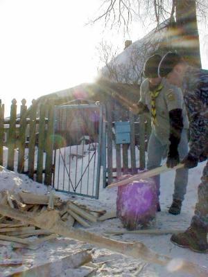 Помощь жителям деревни