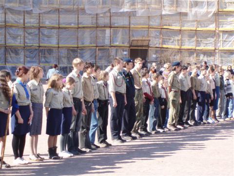Скаутский парад в Павловске 30 апреля 2006 г. 1