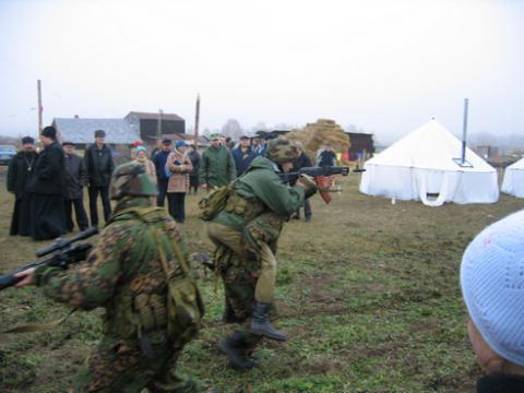 Показательные выступления юных воинов