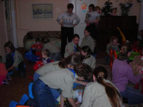 В игровой комнате 4