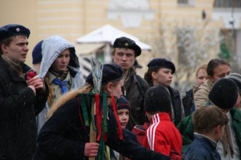 Парад и праздничный бивуак в Павловске 16