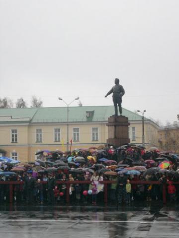 Скауты на параде победы (9 мая, Петрозаводск) 5